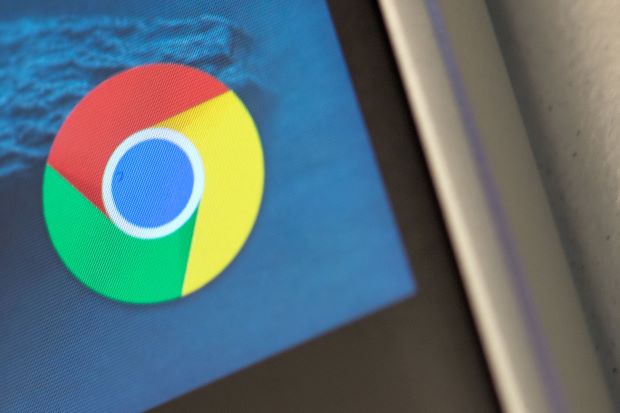 This browser security extension is reading your social media data